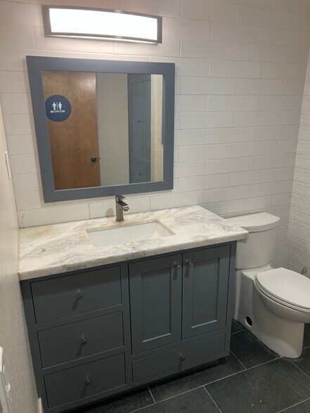 More Photos Of 1181 N 4th St, San Jose Light Manufacturing For Lease