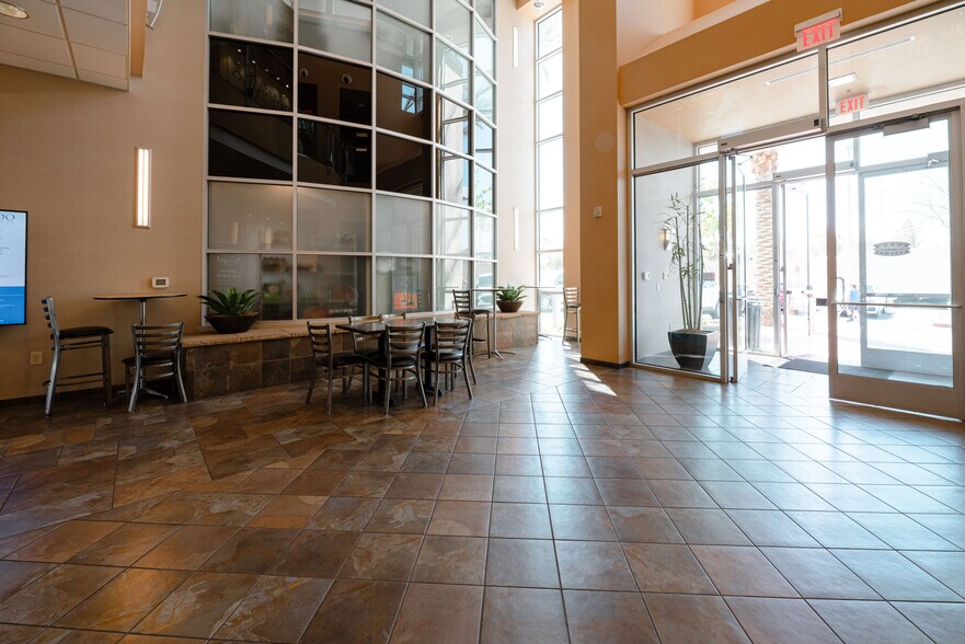 More Photos Of 2779 W Horizon Ridge Pky, Henderson Medical For Lease
