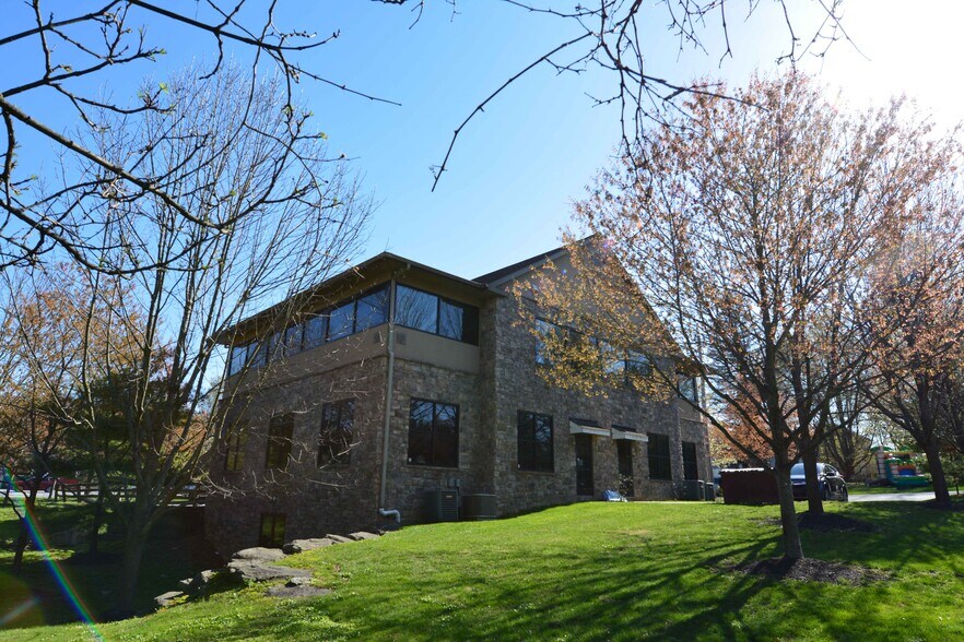 More Photos Of 519 Lancaster Ave, Malvern Office For Sale