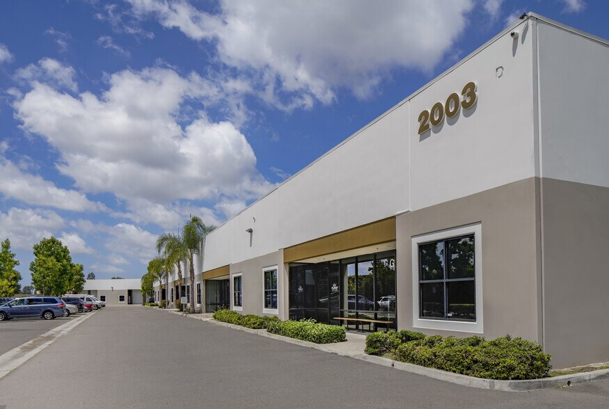 More Photos Of 2005 Raymer Ave, Fullerton Warehouse For Lease