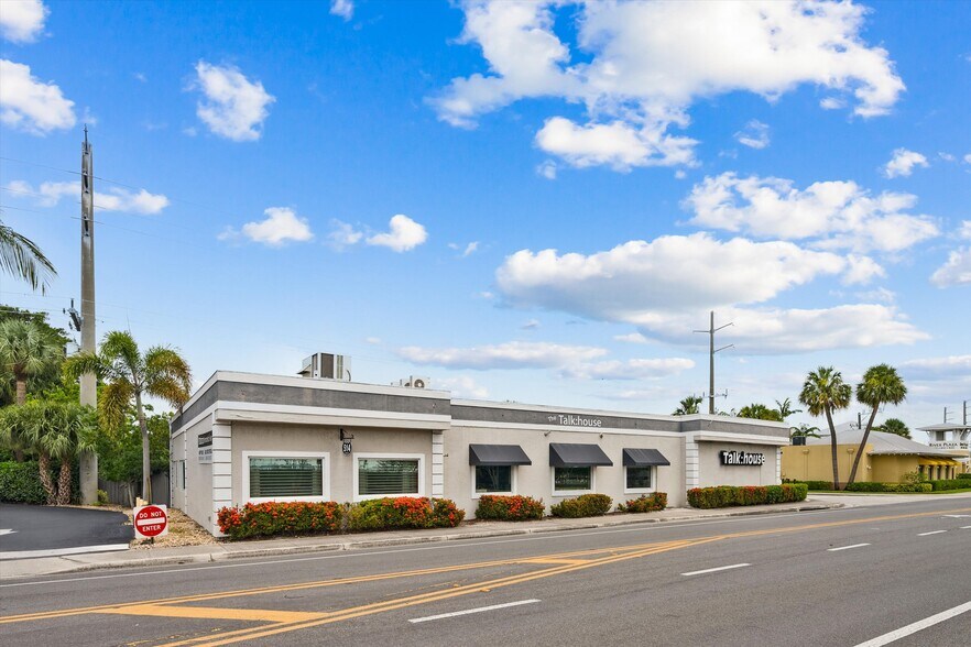 More Photos Of 514 NW Dixie Hwy, Stuart General Retail For Sale