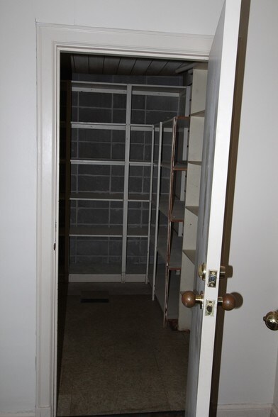 More Photos Of 1318 W Pine St, Hattiesburg Office For Lease