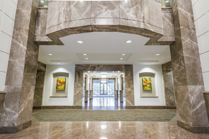 More Photos Of 500 Colonial Center Pky, Roswell Office For Lease