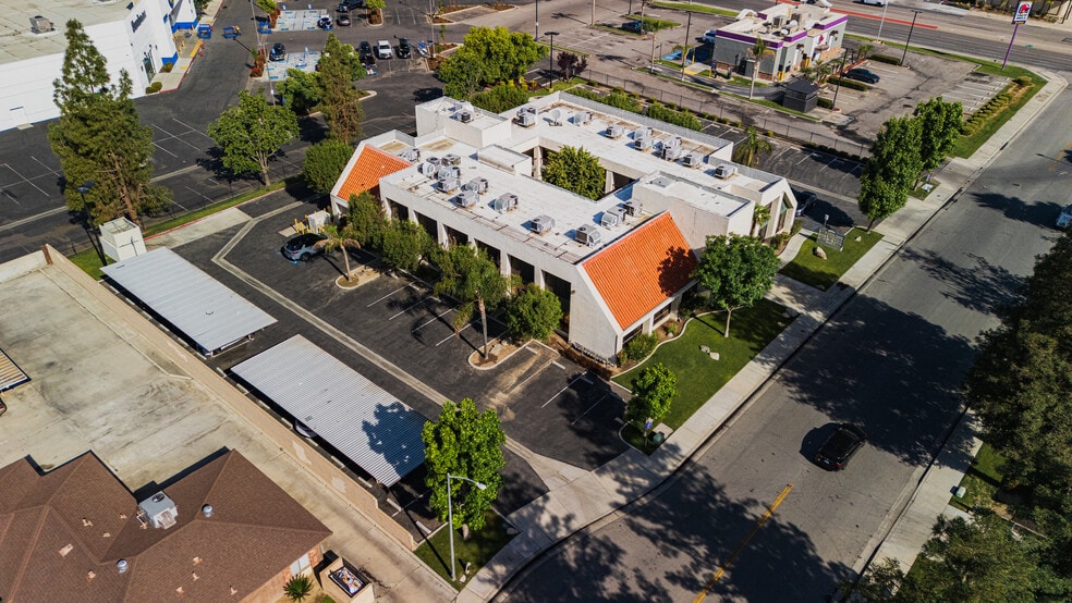More Photos Of 4949 Buckley Way, Bakersfield Office For Sale