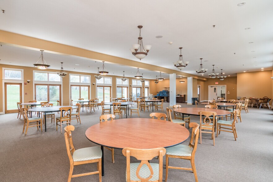 More Photos Of 154 S Mountain Rd, Northfield Schools For Sale