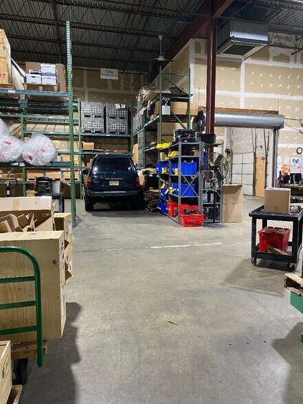 More Photos Of 108-122 John St, Hackensack Warehouse For Lease