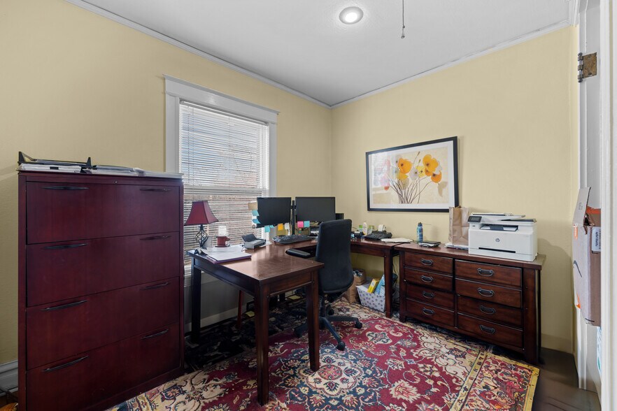 More Photos Of 562 N Ogden St, Denver Office For Sale