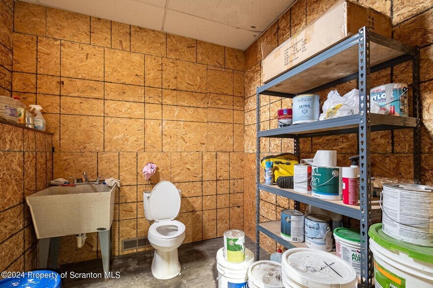 More Photos Of 1017 Prescott Ave, Scranton Auto Repair For Sale