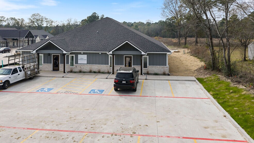 More Photos Of 106 Side Medical Blvd, Lufkin Office For Sale
