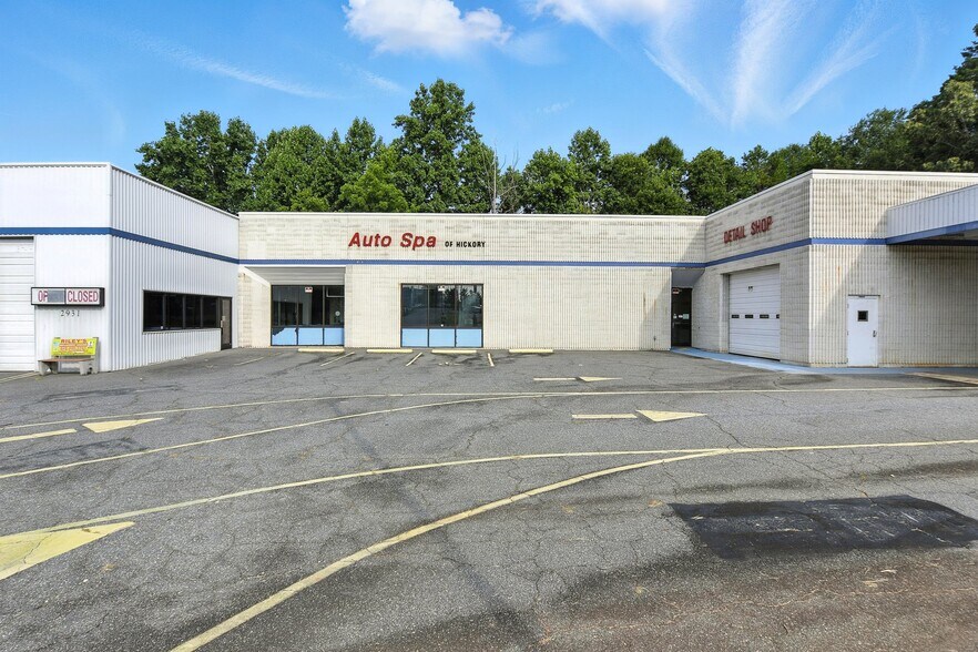 More Photos Of 2931 N Center St, Hickory Carwash For Sale