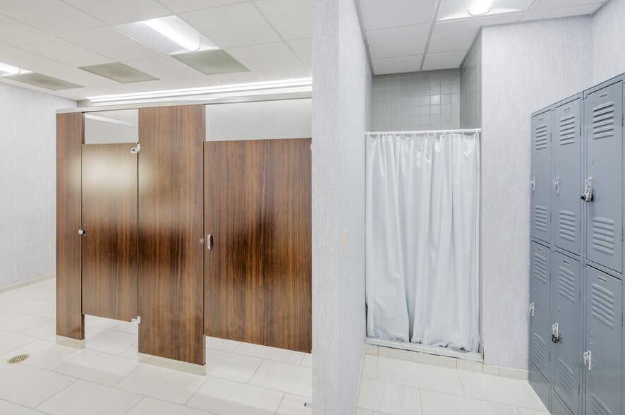 More Photos Of 801 Jones Franklin Rd, Raleigh Office For Lease