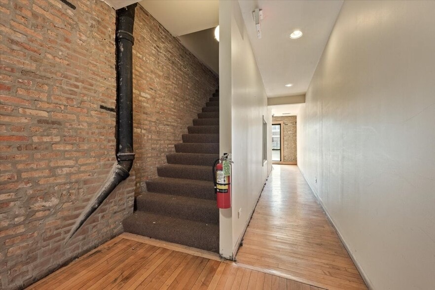 More Photos Of 7321 Madison St, Forest Park Restaurant For Sale