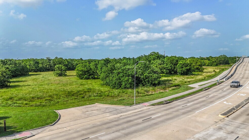 More Photos Of 3901 Magnolia Pky, Pearland Land For Sale