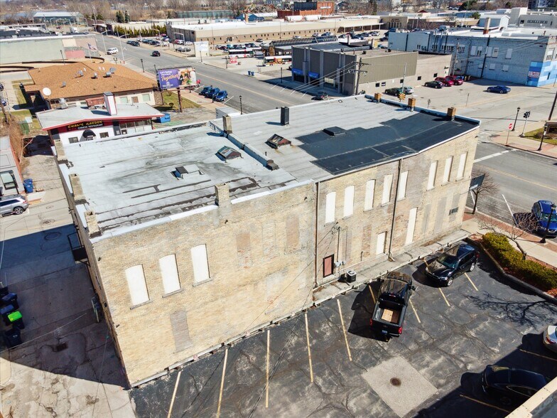 More Photos Of 1017 Washington Ave, Bay City Storefront Retail Residential For Sale