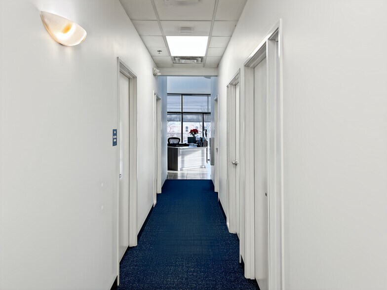 More Photos Of 41430 Grand River Ave, Novi Coworking Space