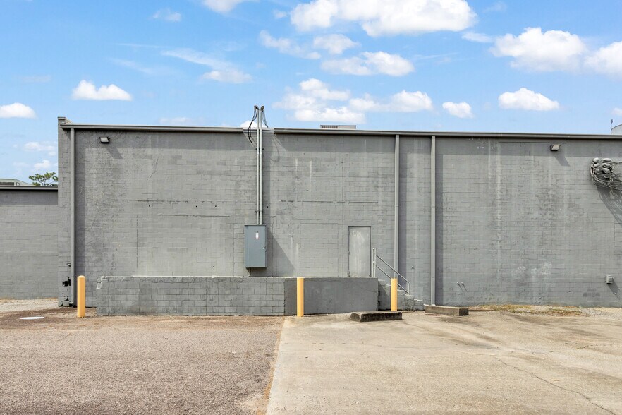 More Photos Of 2416 Windsor Spring Rd, Augusta Unknown For Lease