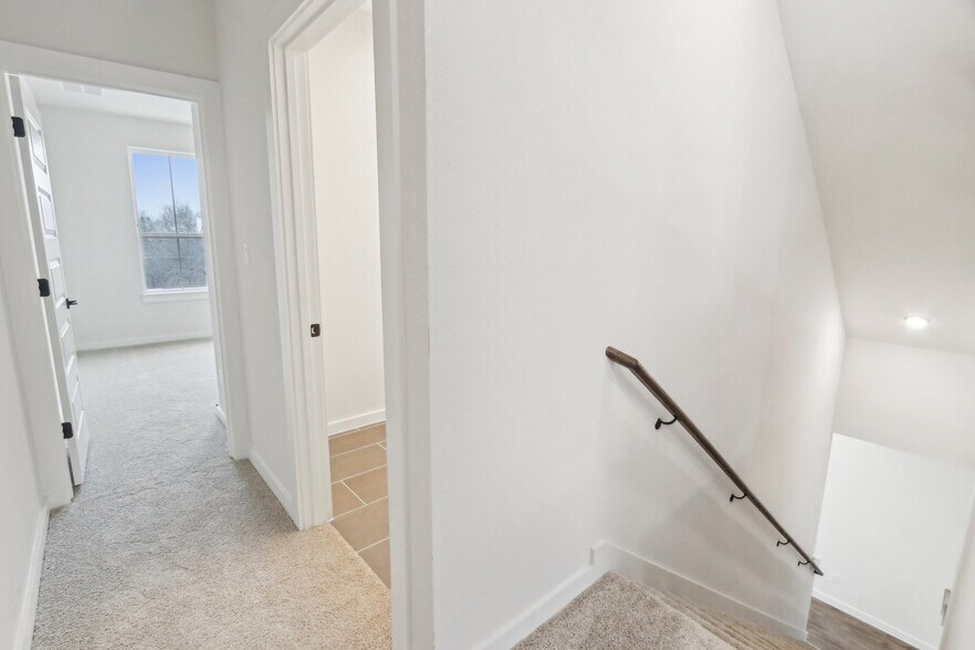 More Photos Of 2600 Gattis School Rd, Round Rock Multifamily For Sale