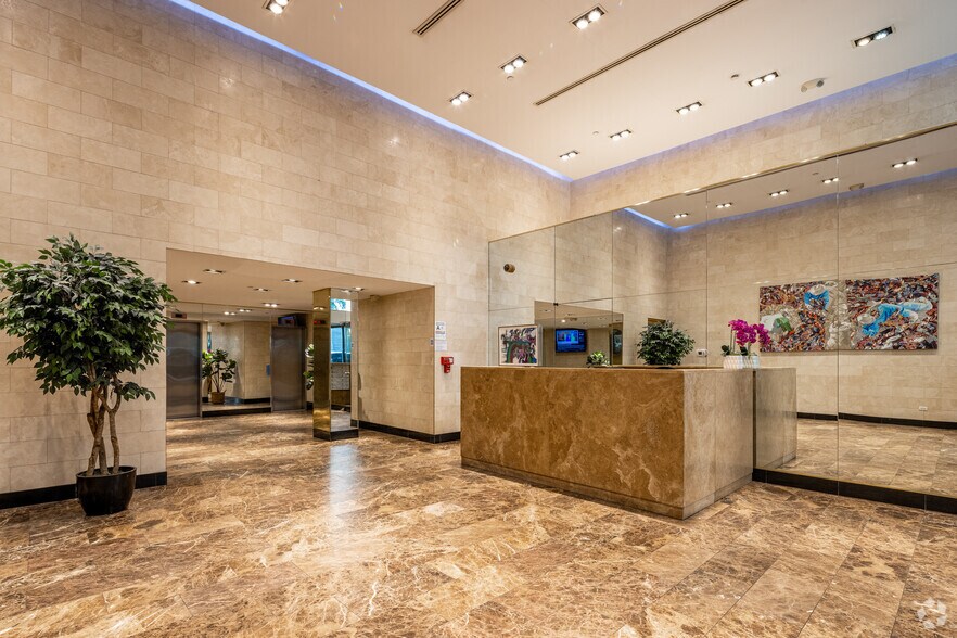 More Photos Of 325 W 38th St, New York Loft Creative Space For Lease