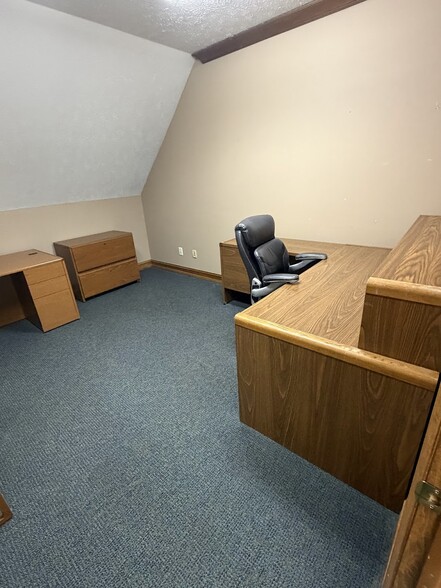 More Photos Of 70 E Main St, Greenwood Office For Lease