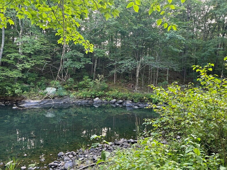 More Photos Of Pickering Rd, Rochester Land For Lease
