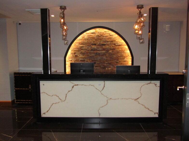 More Photos Of 1 N Main St, Fond Du Lac Hotel For Lease