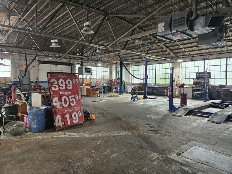 More Photos Of 73 N Highland Ave, Nyack Auto Repair For Sale