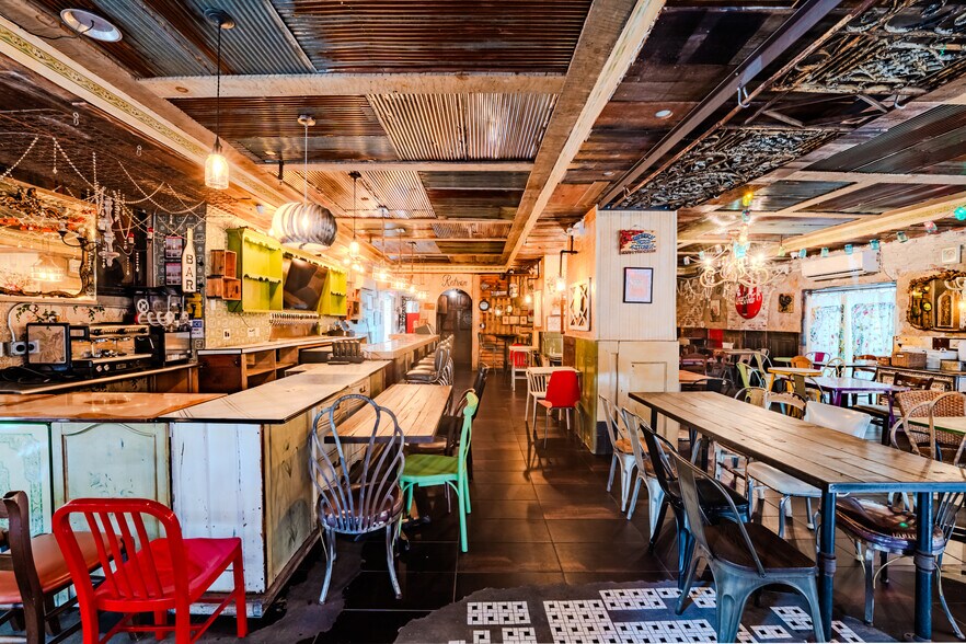 More Photos Of 3713 30th Ave, Long Island City Apartments For Lease