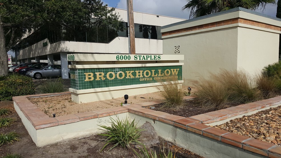 More Photos Of 6000 S Staples St, Corpus Christi Medical For Lease