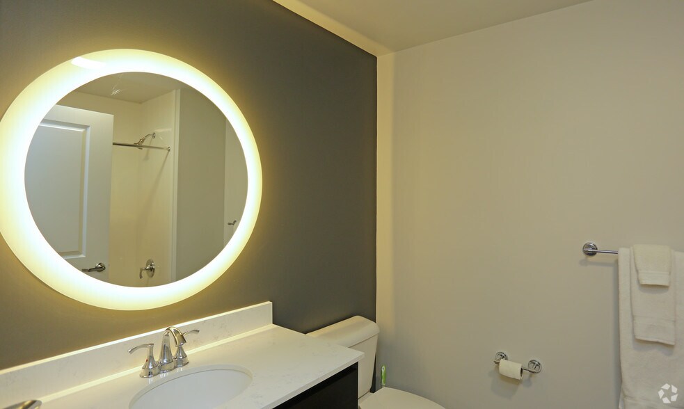 More Photos Of 77A Excelsior Ave, Saratoga Springs Apartments For Lease