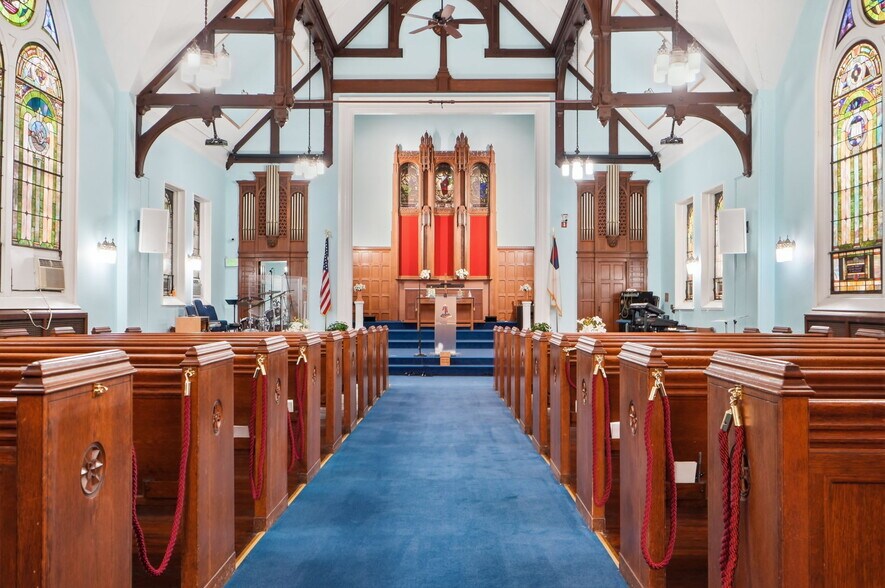 More Photos Of 401-407 N Patterson Park Ave, Baltimore Religious Facility For Sale