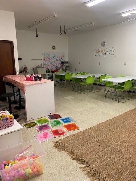 More Photos Of 424 1st Ave SE, Stewartville Office For Sale