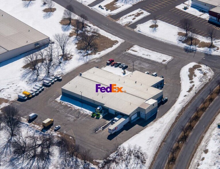 Primary Photo Of 910 N Park View Cir, Mosinee Distribution For Sale