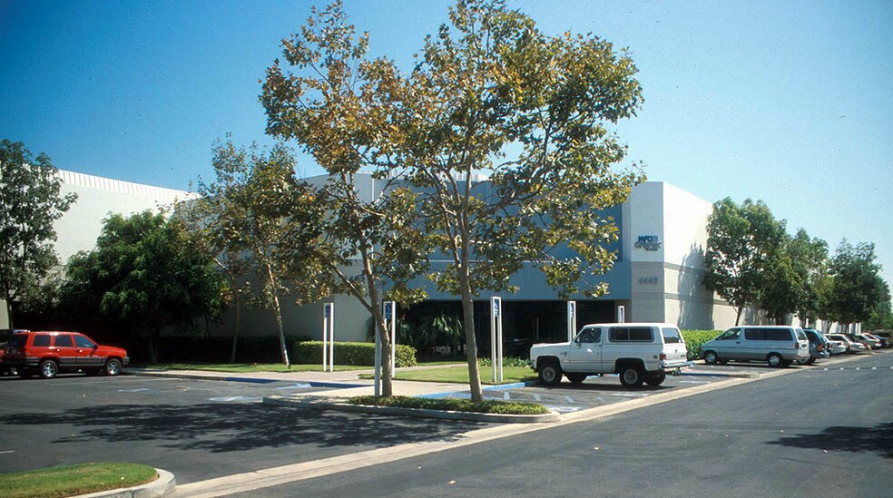 More Photos Of 4462 Corporate Center Dr, Los Alamitos Light Distribution For Lease