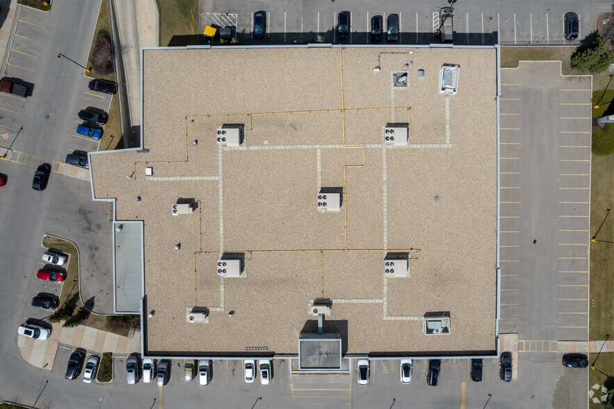 More Photos Of 7337 Macleod Trl S, Calgary Unknown For Lease