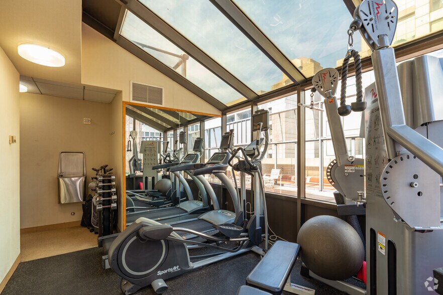 More Photos Of 601 Montgomery St, San Francisco Office For Lease