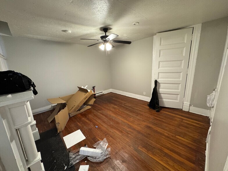 More Photos Of 2245 W Jefferson St, Louisville Apartments For Sale