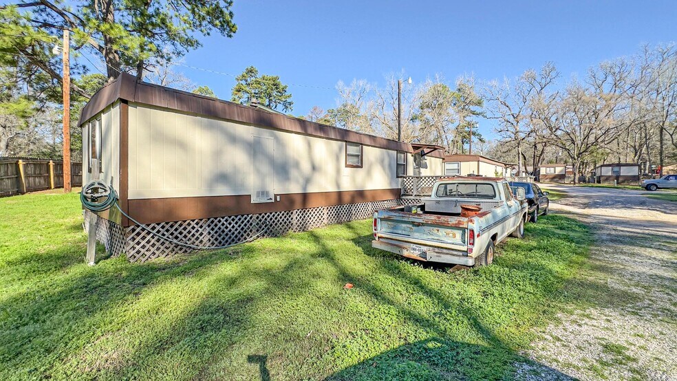 More Photos Of 753 Cline St, Huntsville Manufactured Housing Mobile Home Park For Sale
