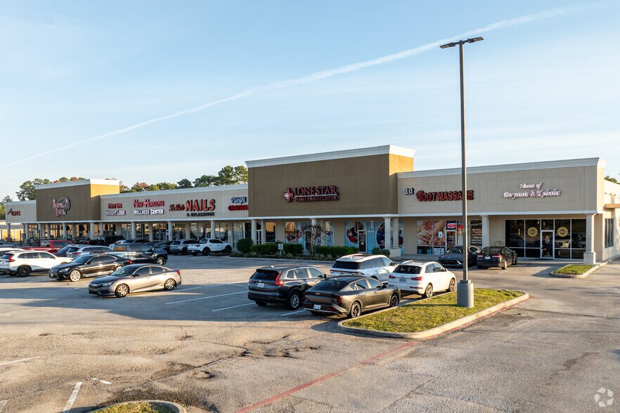 Primary Photo Of 440 Rayford Rd, Spring Storefront For Lease