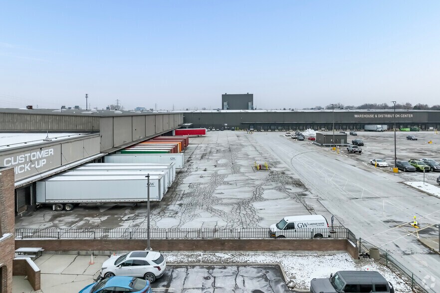 More Photos Of 6500 14 Mile Rd, Warren Warehouse For Lease