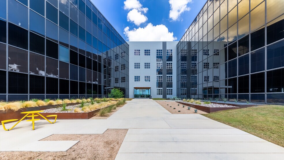 More Photos Of 8407 Wall St, Austin Office For Lease