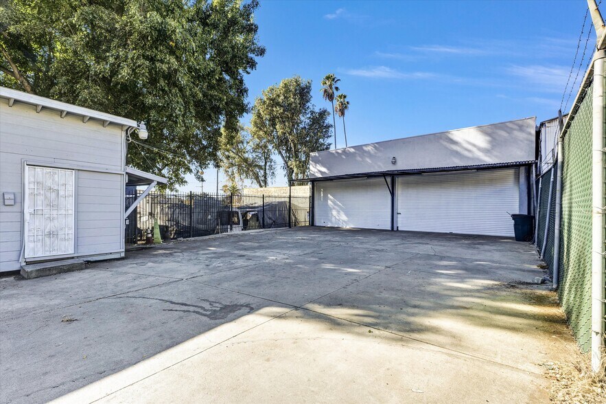 More Photos Of 2315 Fair Oaks Ave, Altadena Auto Repair For Sale