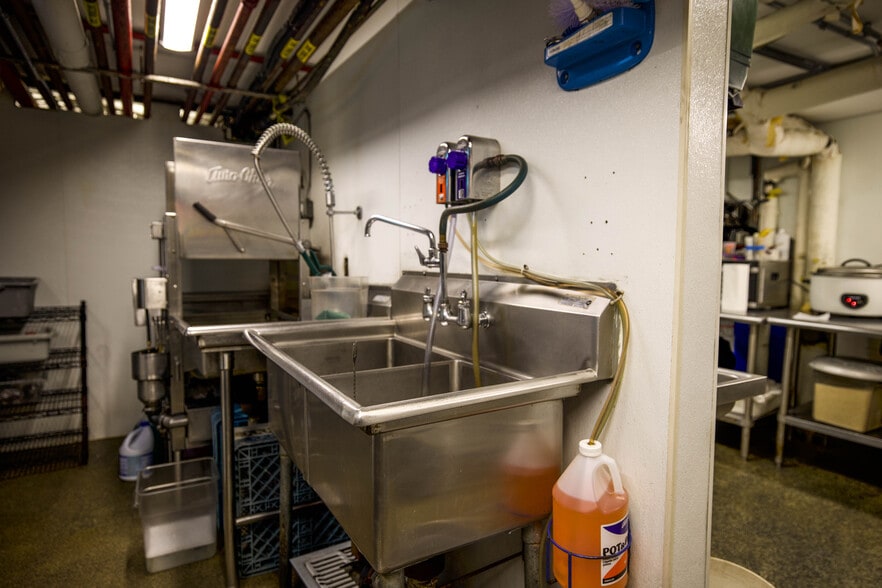 More Photos Of 143 Orchard St, New York Apartments For Lease