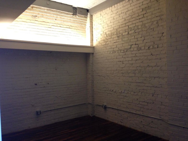 More Photos Of 109 N Hayne St, Monroe Apartments For Sale