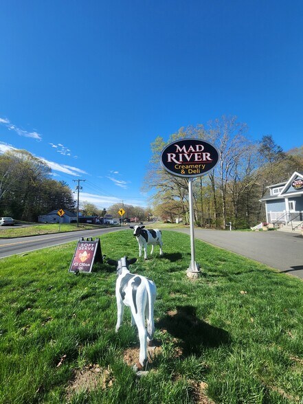 More Photos Of 605 Wolcott Rd, Wolcott Specialty For Sale