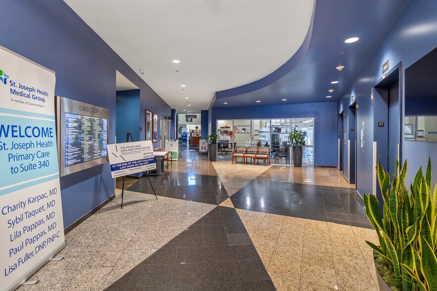 More Photos Of 3201 University Dr E, Bryan Medical For Lease