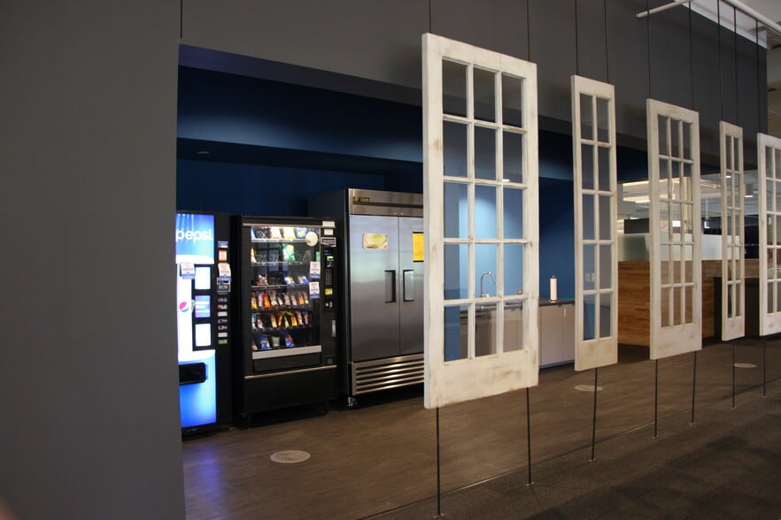 More Photos Of 215 Benefitfocus Way, Daniel Island Office For Lease