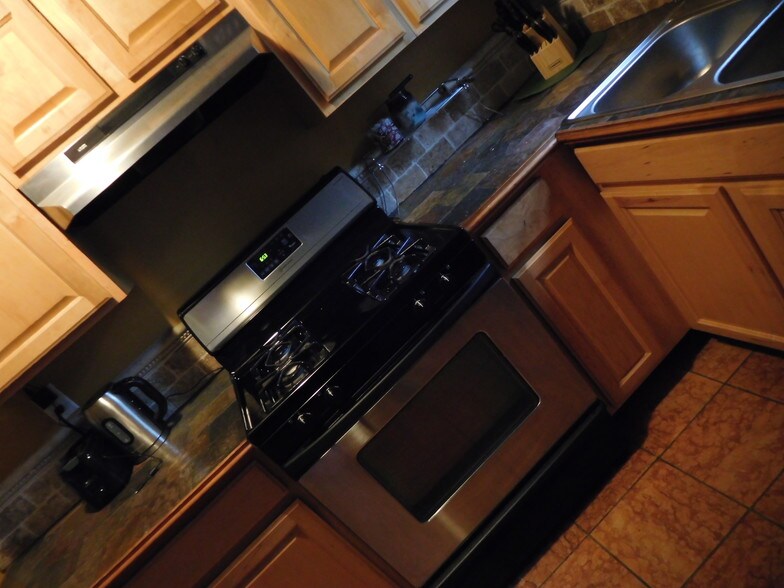 More Photos Of 2038 Grant Ave, Philadelphia Specialty For Sale