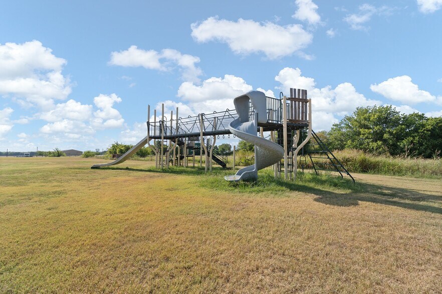 More Photos Of 1440 Kilpatrick Ct, Cleburne Religious Facility For Sale