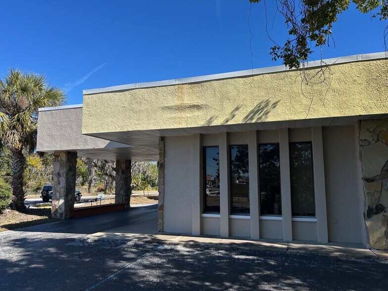 More Photos Of 5424 Grand Blvd, New Port Richey Office For Sale