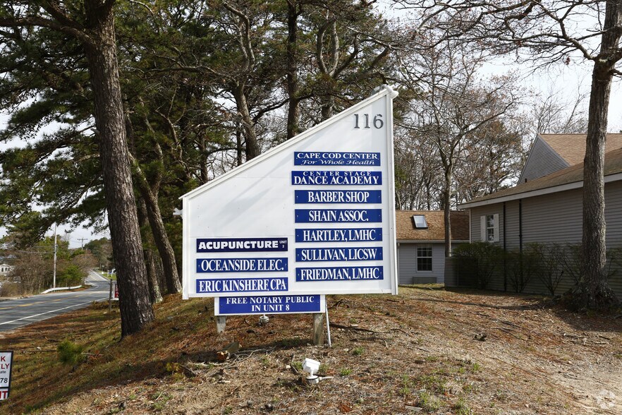 More Photos Of 116 Route 3A Rd, Sagamore Beach Office For Sale